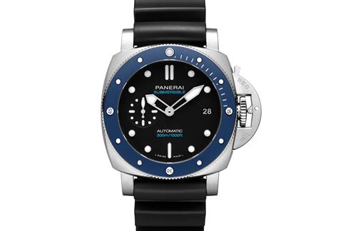 panerai submersible azzurro 42mm